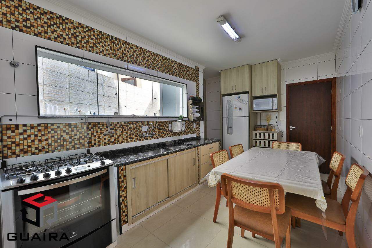 Sobrado à venda com 2 quartos, 128m² - Foto 10