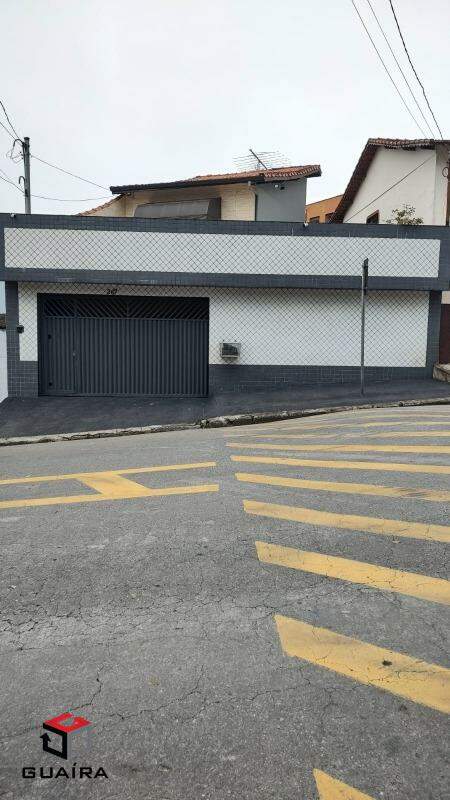 Sobrado à venda com 2 quartos, 128m² - Foto 1
