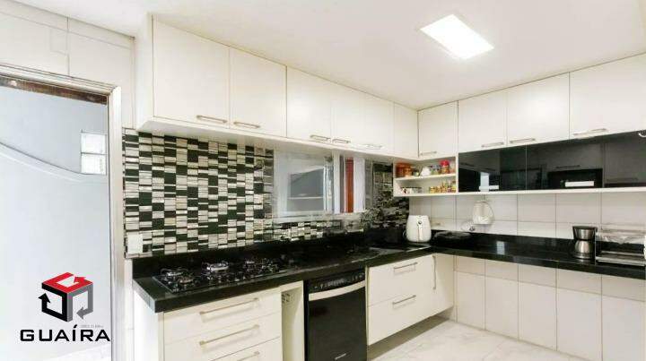 Casa à venda com 3 quartos, 212m² - Foto 6