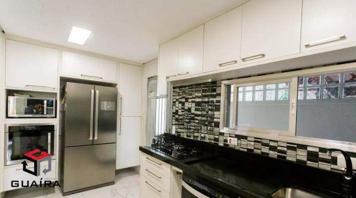 Casa à venda com 3 quartos, 212m² - Foto 8