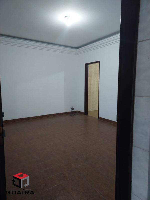 Casa para alugar com 3 quartos, 240m² - Foto 16