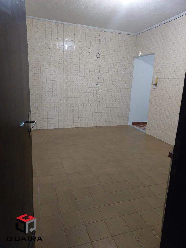 Casa para alugar com 3 quartos, 240m² - Foto 17