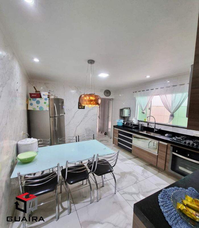 Casa à venda com 3 quartos, 148m² - Foto 8