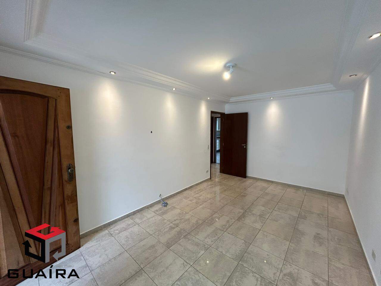 Casa à venda com 3 quartos, 152m² - Foto 2