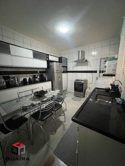 Sobrado à venda com 3 quartos, 133m² - Foto 4