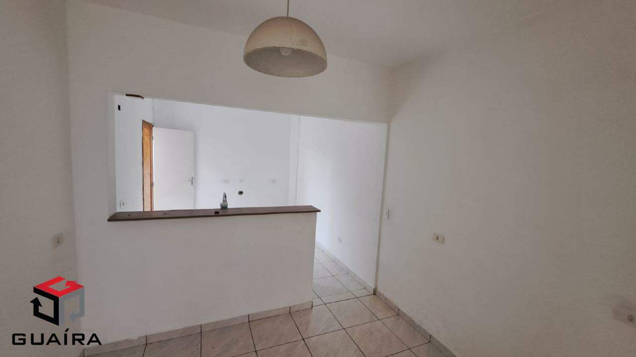 Sobrado para alugar com 2 quartos, 100m² - Foto 1