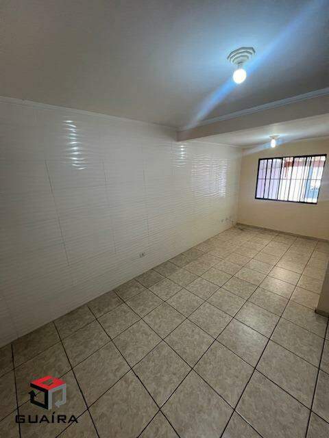 Sobrado à venda com 3 quartos, 120m² - Foto 1