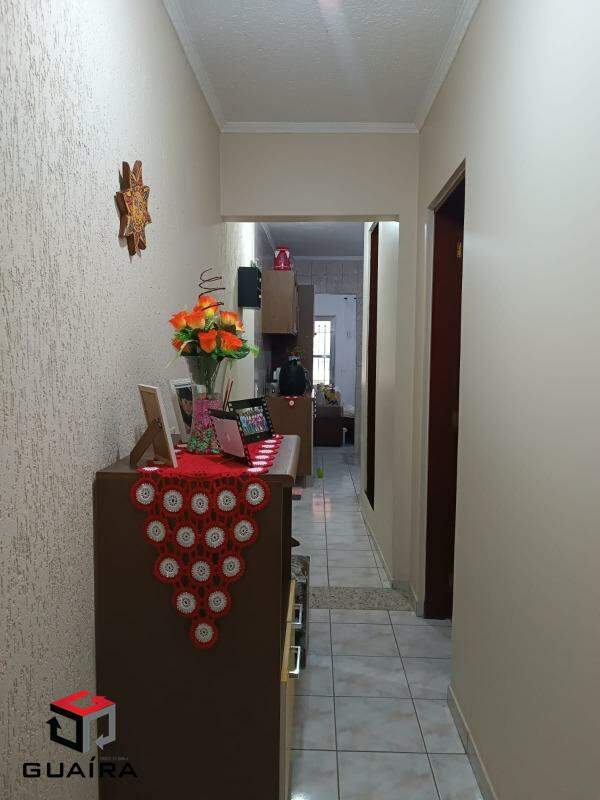 Casa à venda com 2 quartos, 230m² - Foto 9