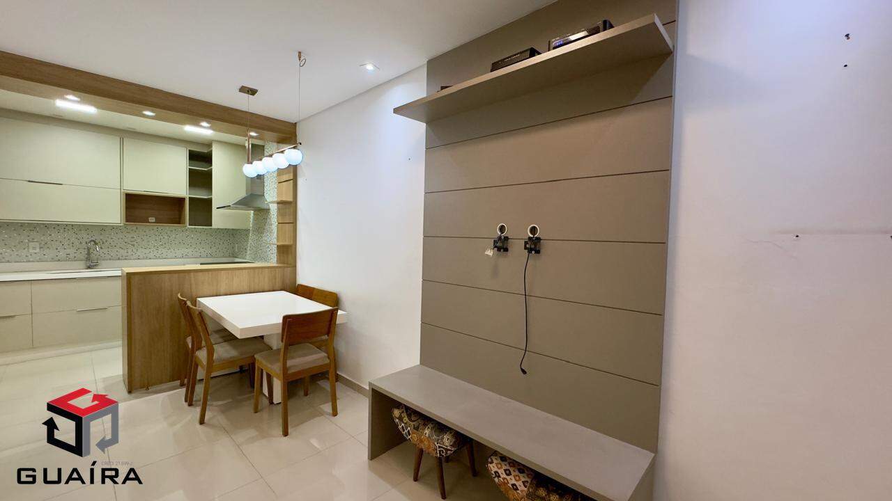 Apartamento à venda com 2 quartos, 70m² - Foto 1