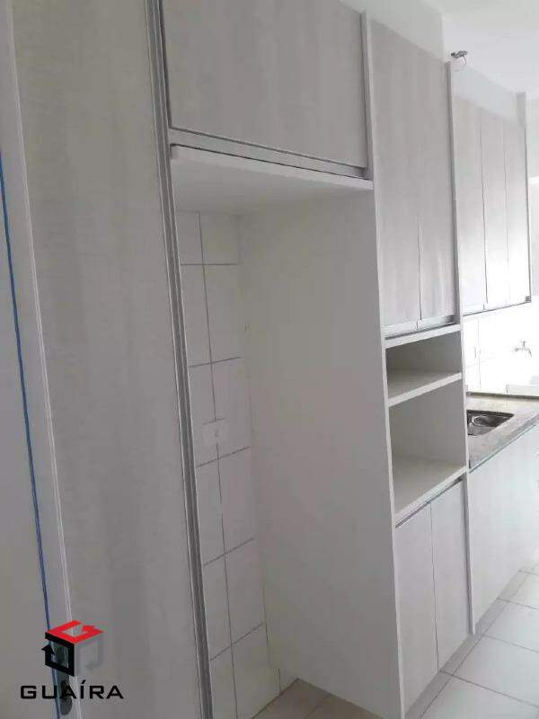 Apartamento à venda com 2 quartos, 69m² - Foto 2