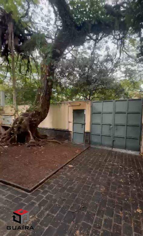 Sobrado à venda com 3 quartos, 320m² - Foto 2