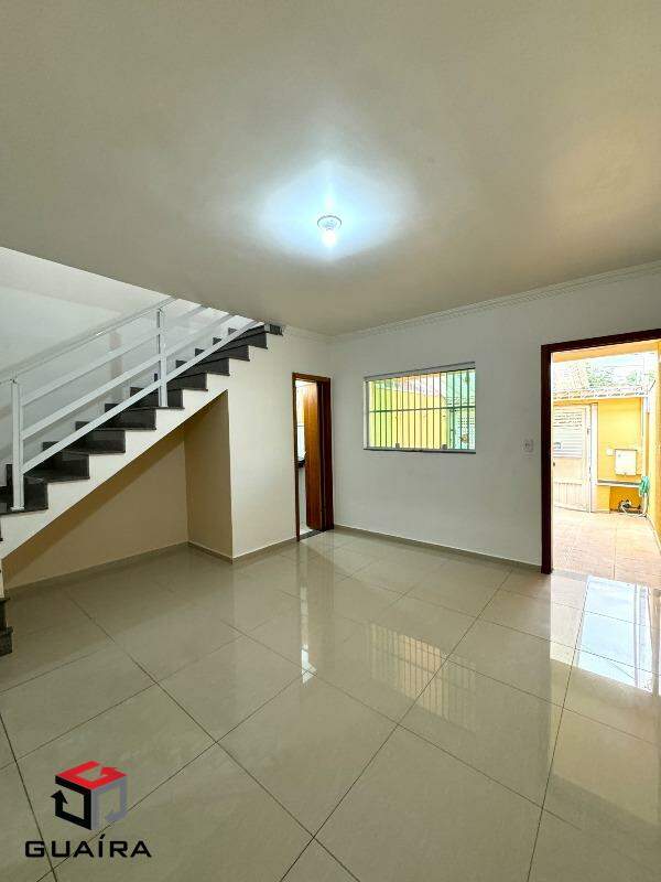 Sobrado à venda com 3 quartos, 92m² - Foto 1