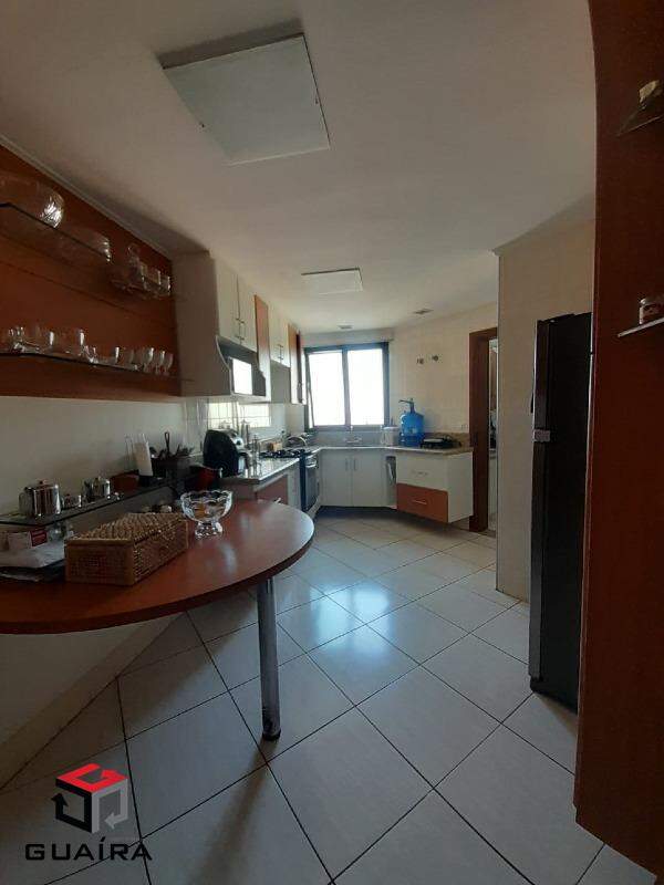 Apartamento para alugar com 4 quartos, 124m² - Foto 8