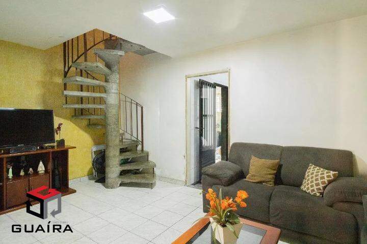 Sobrado à venda com 4 quartos, 168m² - Foto 1