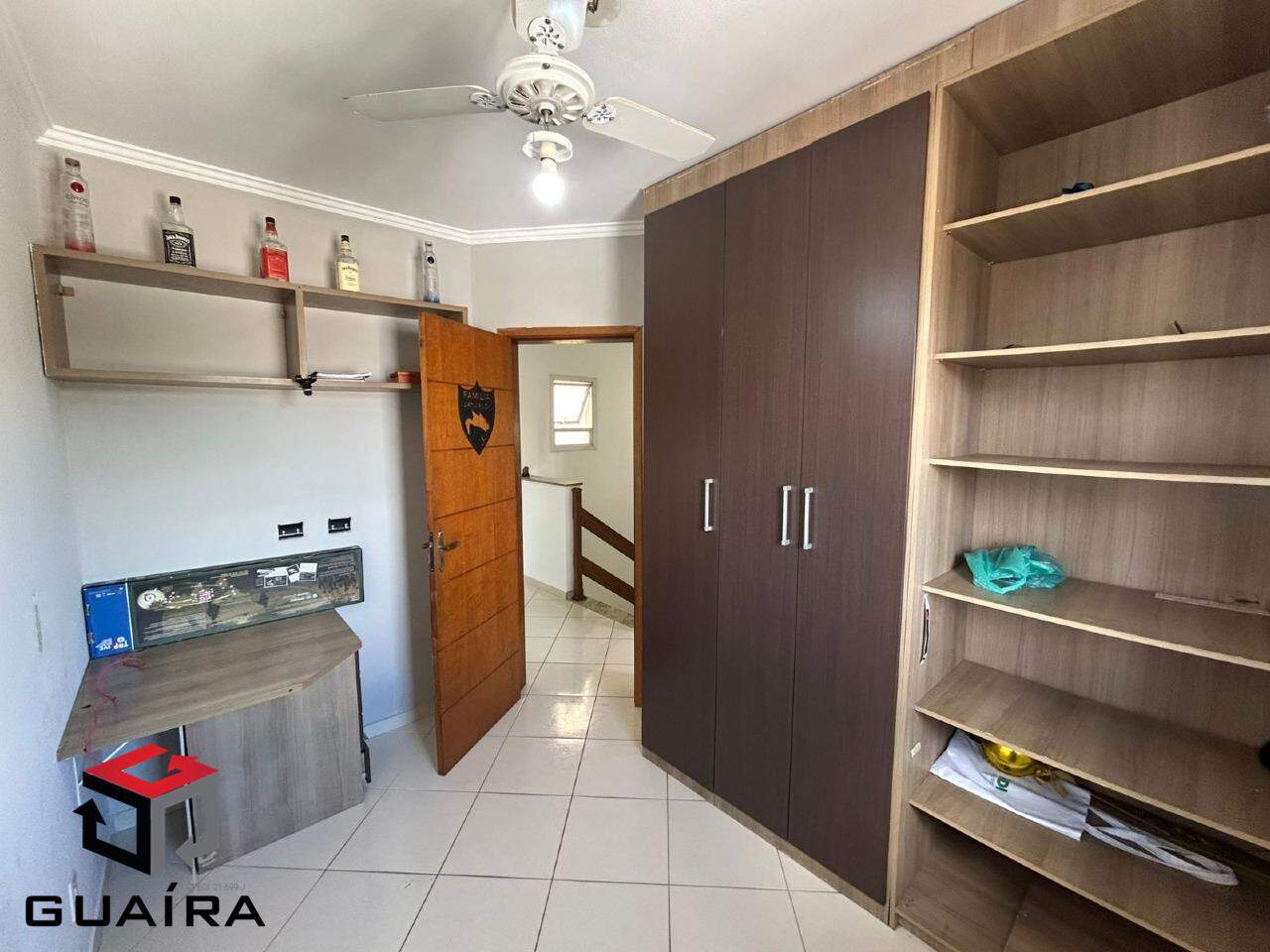 Sobrado à venda com 4 quartos, 229m² - Foto 2