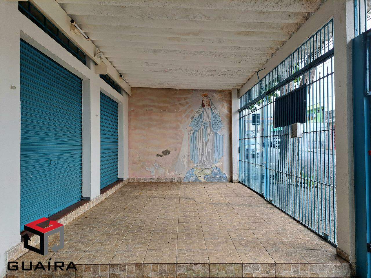 Sobrado à venda com 4 quartos, 340m² - Foto 2