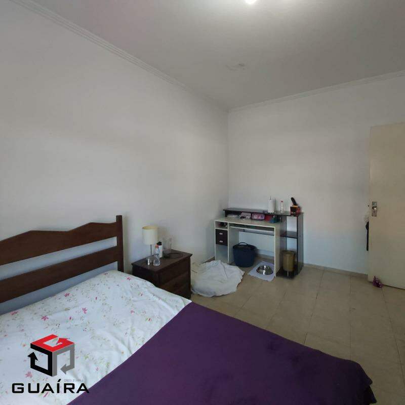 Casa à venda com 3 quartos, 226m² - Foto 15