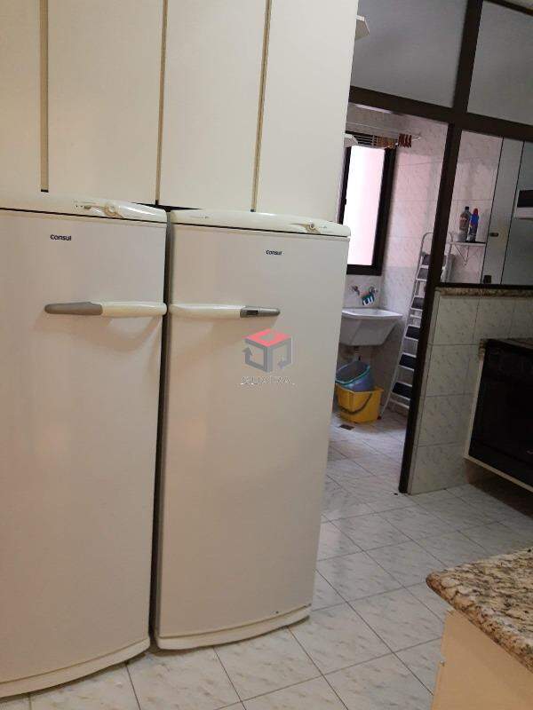 Apartamento para alugar com 2 quartos, 82m² - Foto 14