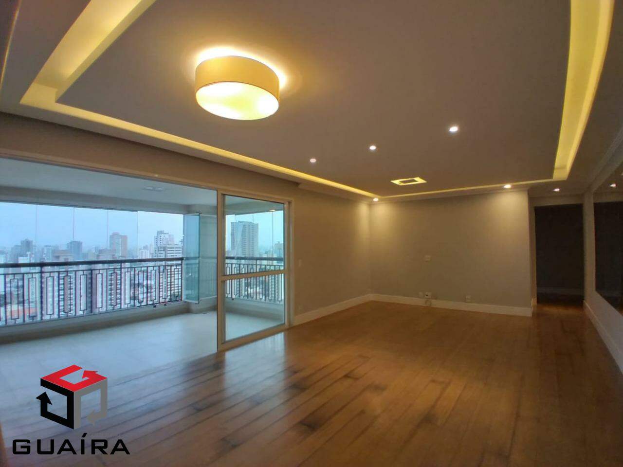 Apartamento para alugar com 3 quartos, 177m² - Foto 3