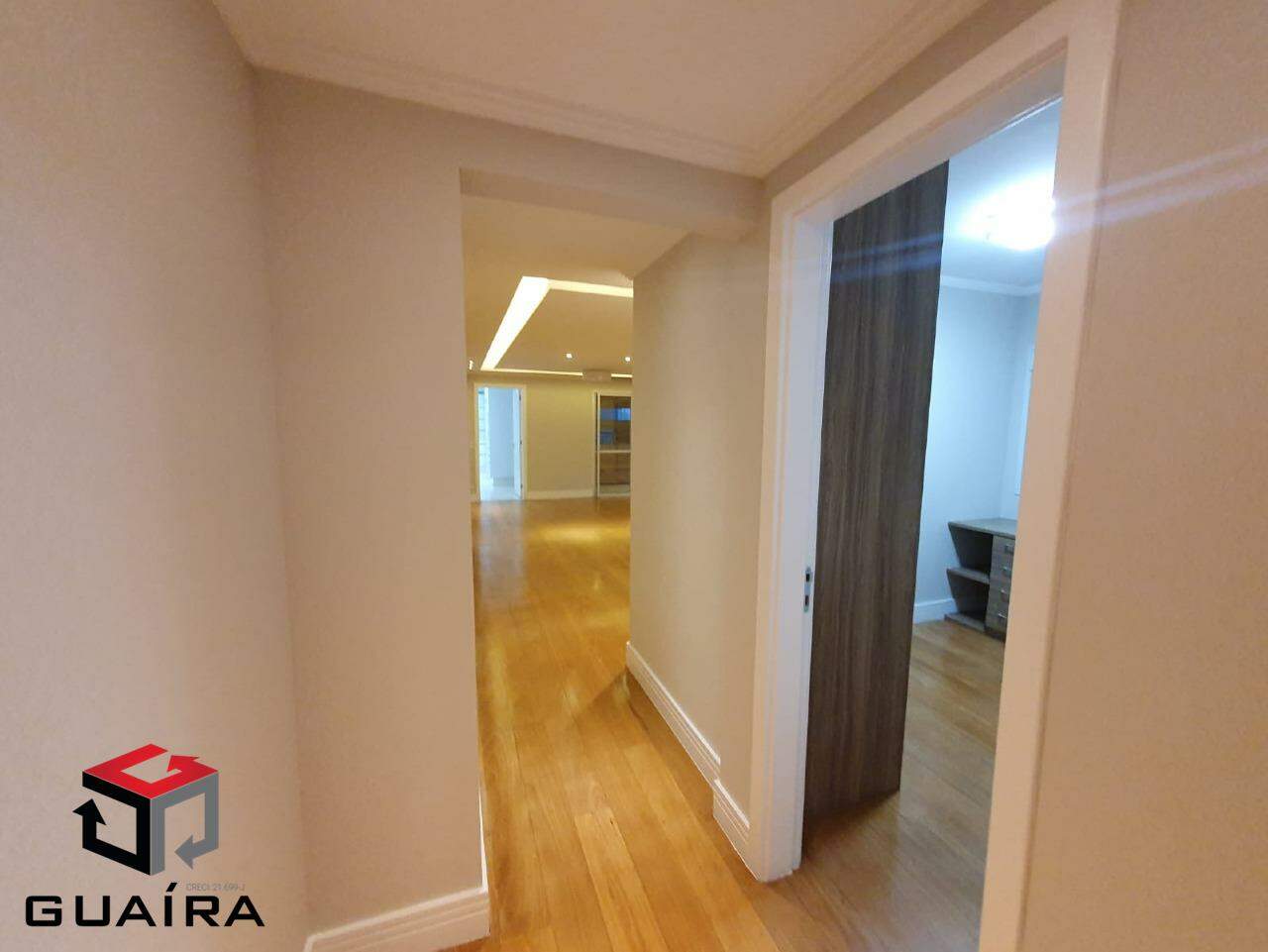 Apartamento para alugar com 3 quartos, 177m² - Foto 10