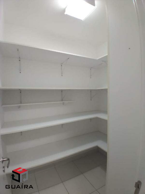 Apartamento para alugar com 3 quartos, 177m² - Foto 19