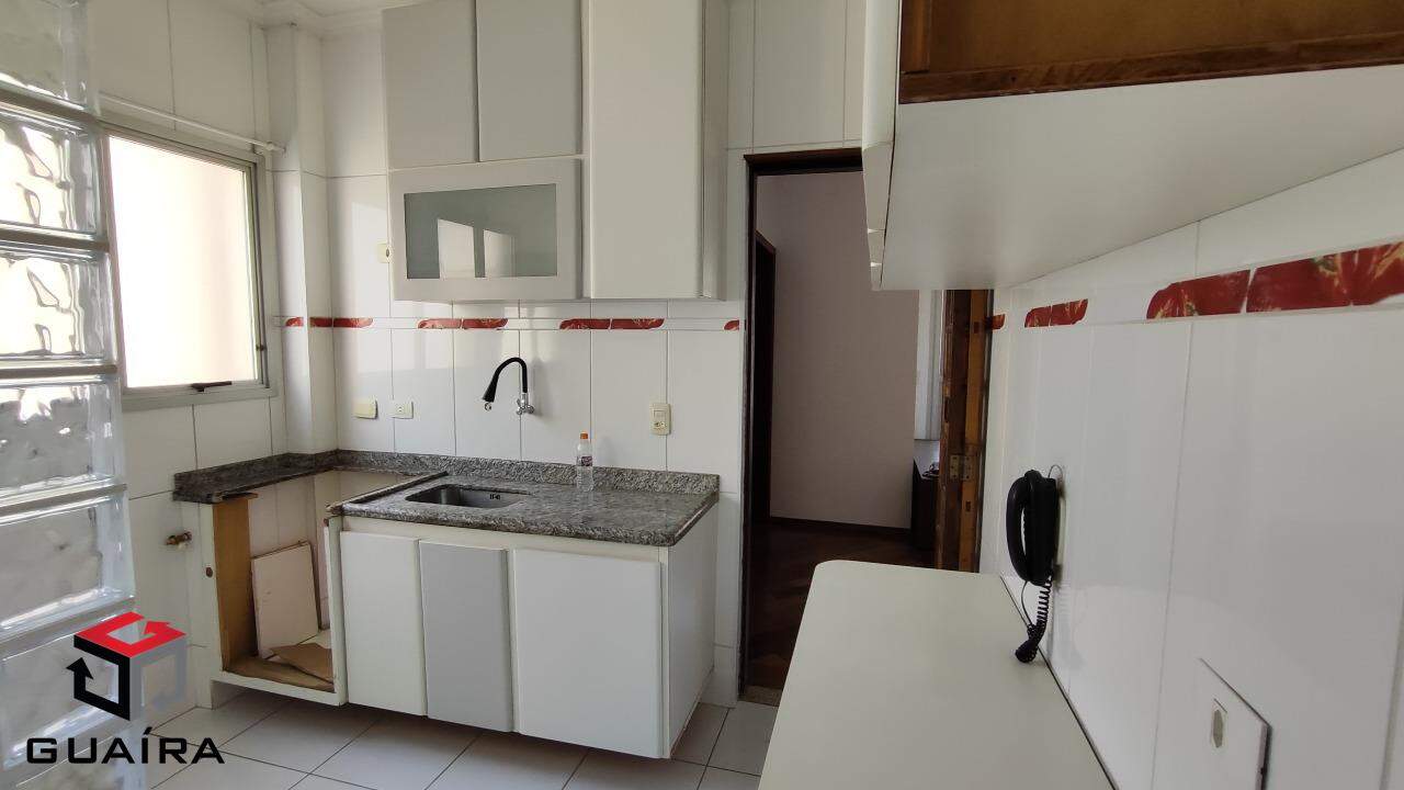 Apartamento para alugar com 3 quartos, 68m² - Foto 4