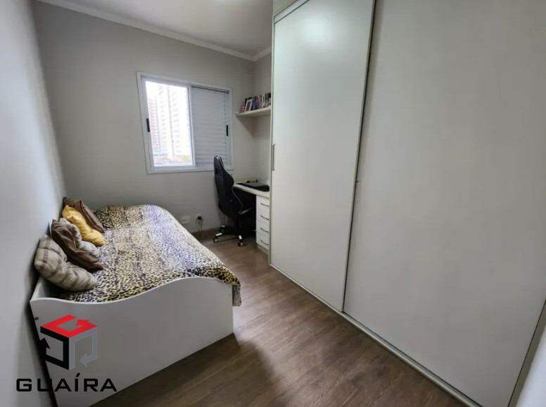 Apartamento à venda com 2 quartos, 70m² - Foto 12