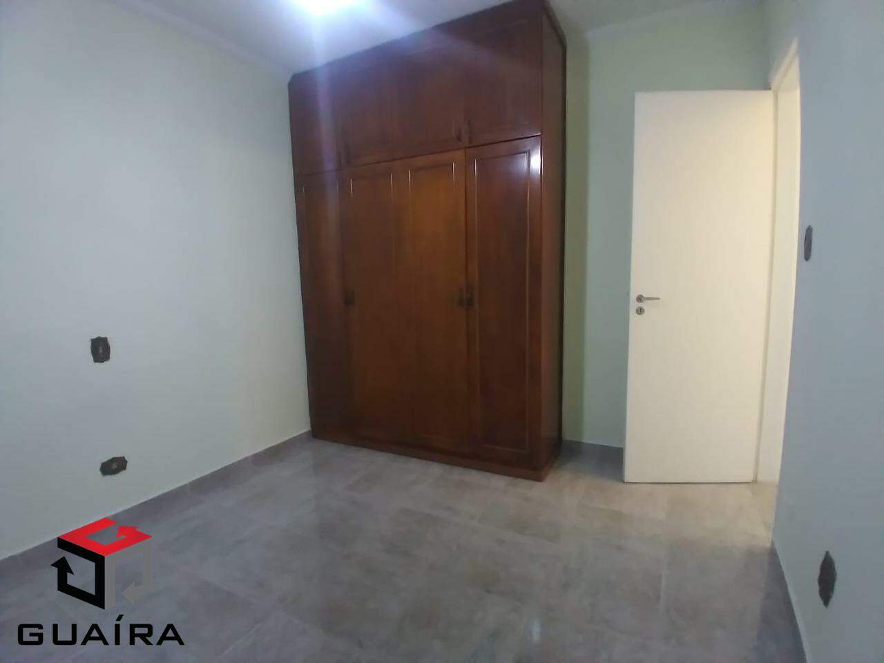 Apartamento para alugar com 3 quartos, 130m² - Foto 11