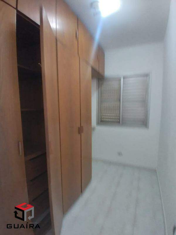 Apartamento para alugar com 3 quartos, 130m² - Foto 12