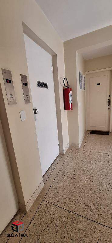 Apartamento à venda com 2 quartos, 65m² - Foto 1