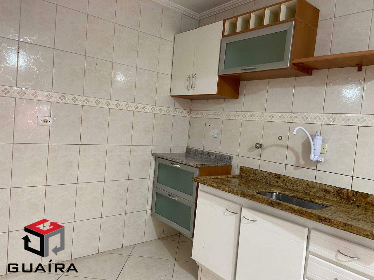 Apartamento à venda com 2 quartos, 65m² - Foto 2