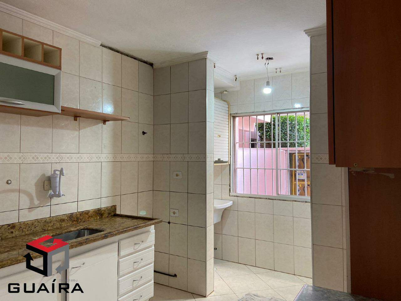 Apartamento à venda com 2 quartos, 65m² - Foto 4