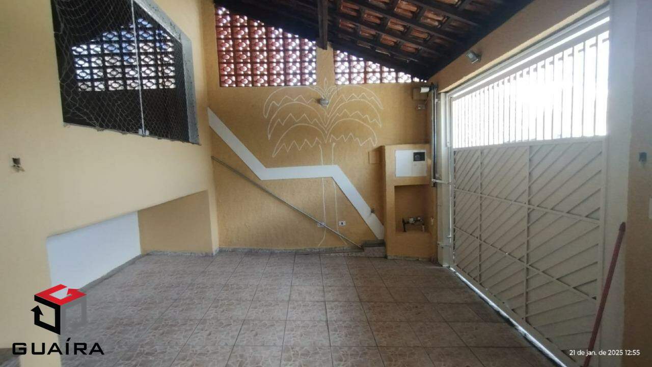 Casa à venda com 3 quartos, 157m² - Foto 3