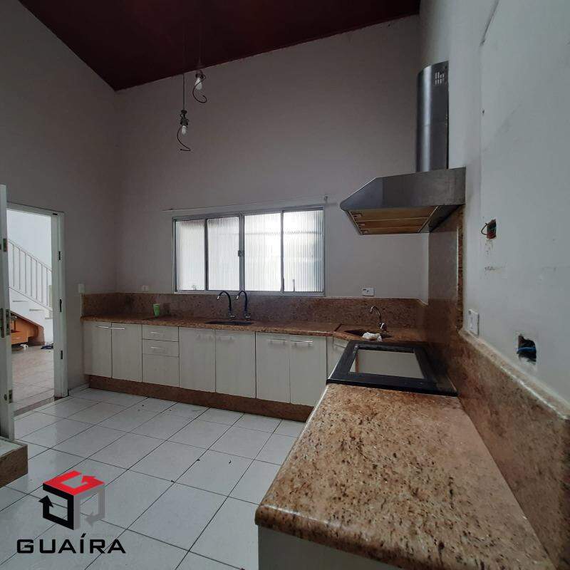 Casa à venda com 3 quartos, 157m² - Foto 4