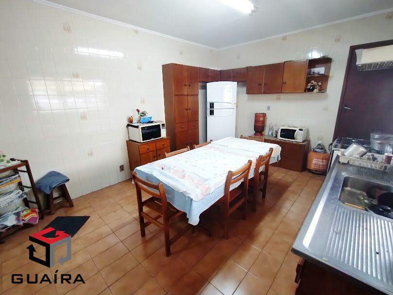 Sobrado à venda com 3 quartos, 256m² - Foto 9