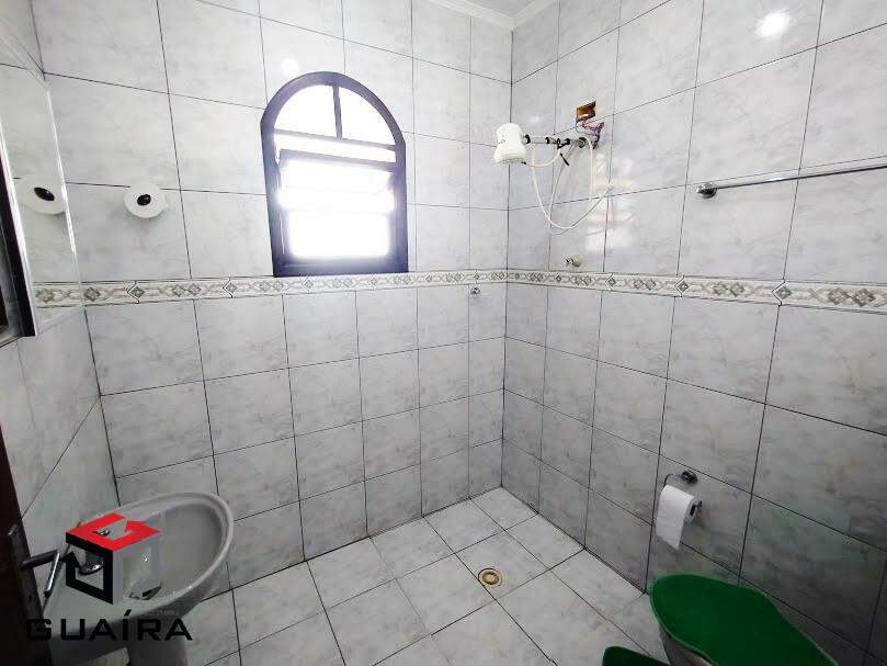 Sobrado à venda com 3 quartos, 256m² - Foto 32