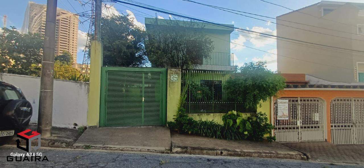 Sobrado para alugar com 4 quartos, 259m² - Foto 1