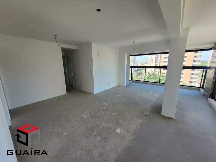 Apartamento à venda com 3 quartos, 239m² - Foto 1