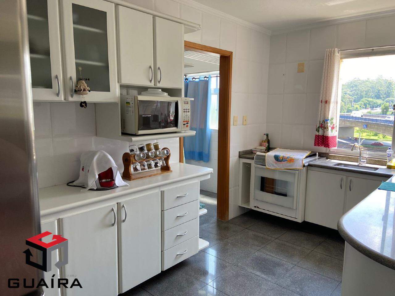 Apartamento à venda com 2 quartos, 70m² - Foto 15