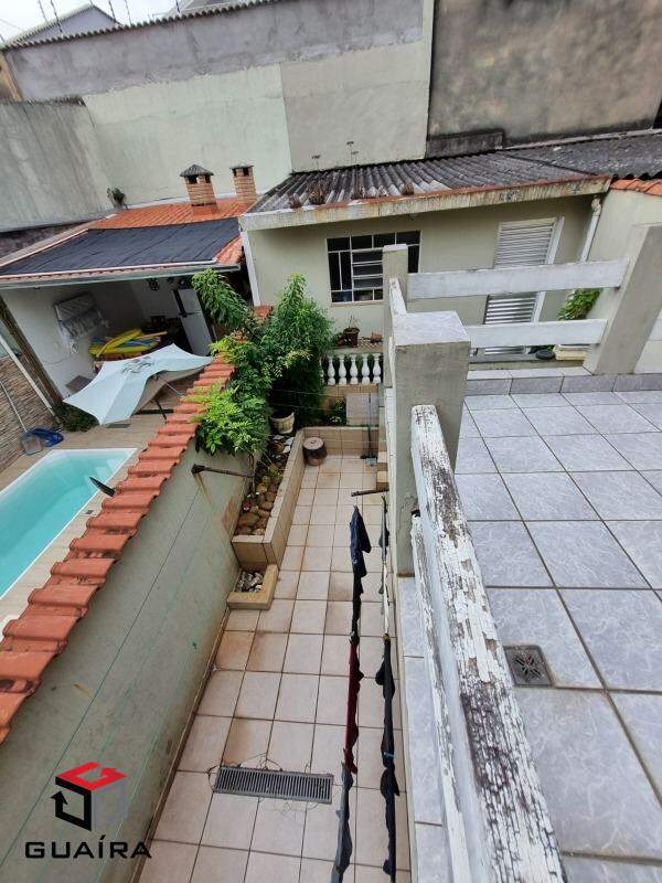 Sobrado à venda com 3 quartos, 190m² - Foto 32