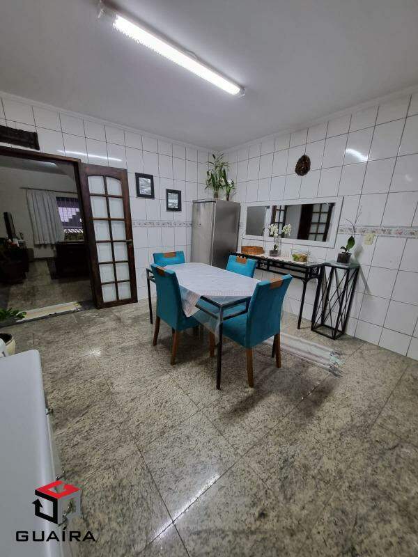 Sobrado à venda com 3 quartos, 190m² - Foto 5