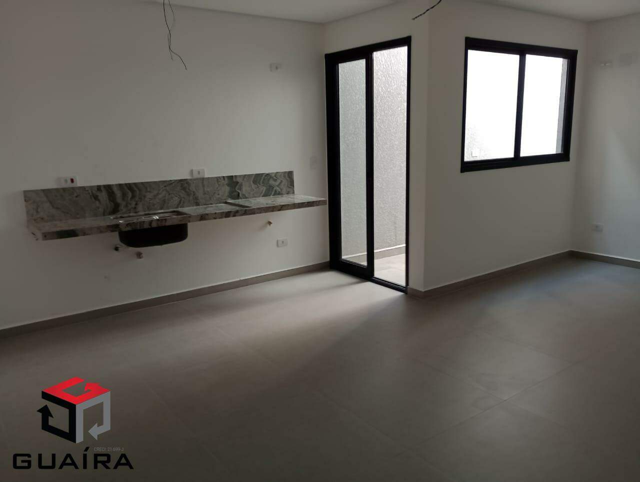 Apartamento à venda com 3 quartos, 72m² - Foto 1