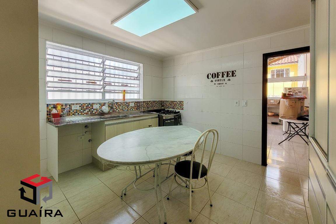 Sobrado à venda com 3 quartos, 254m² - Foto 11