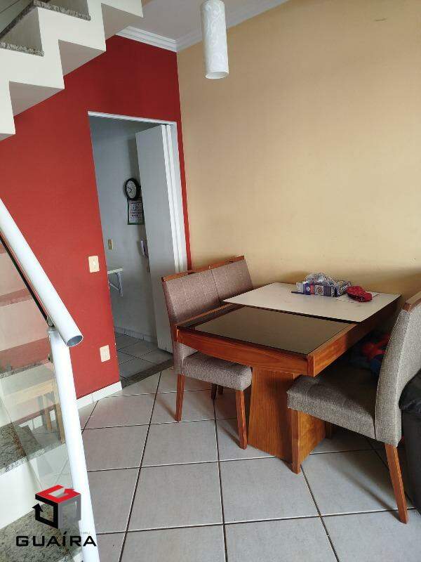 Sobrado à venda com 2 quartos, 77m² - Foto 2