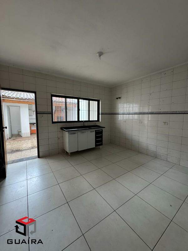 Sobrado à venda com 3 quartos, 194m² - Foto 5