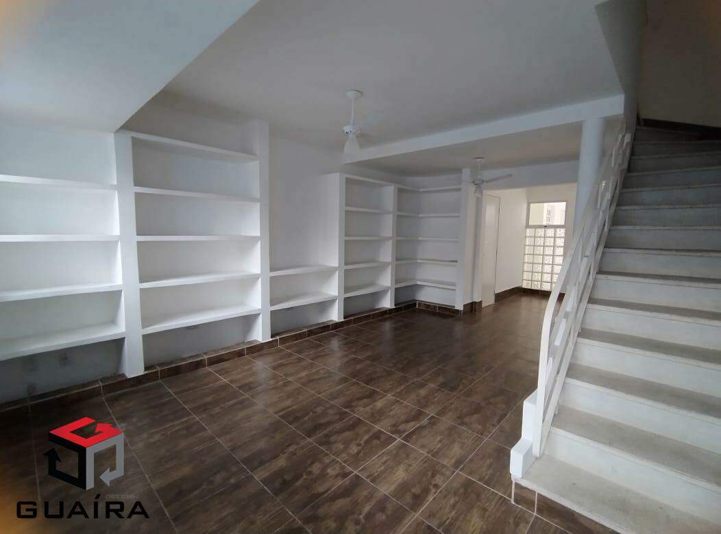 Sobrado à venda com 3 quartos, 170m² - Foto 1