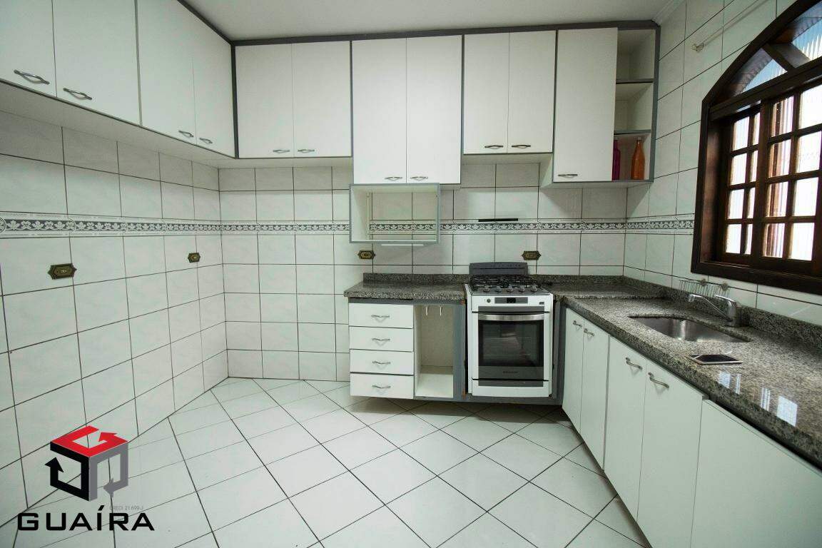 Sobrado à venda com 2 quartos, 130m² - Foto 4