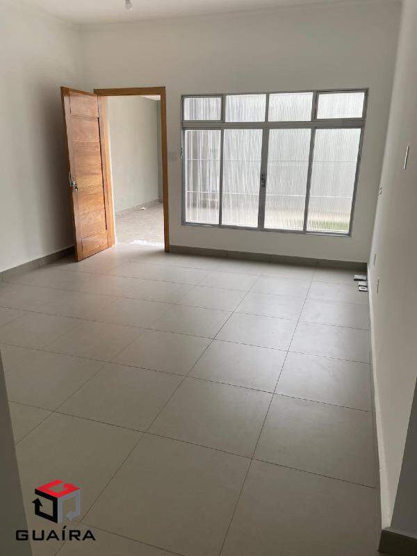 Casa à venda com 3 quartos, 176m² - Foto 1