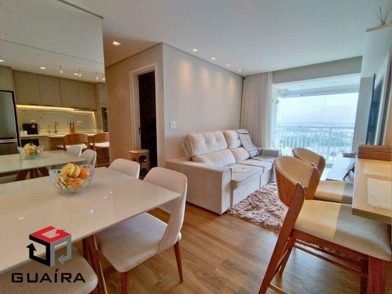 Apartamento à venda com 2 quartos, 64m² - Foto 4