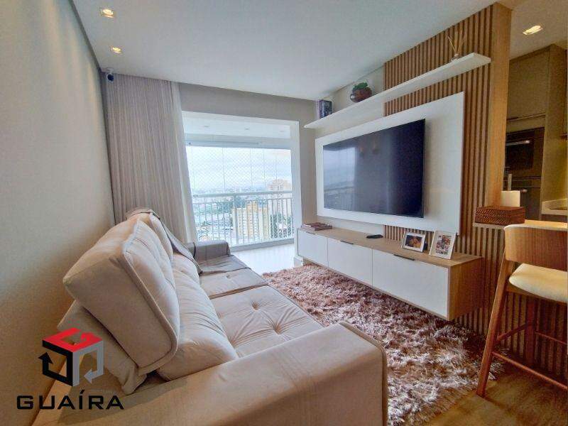 Apartamento à venda com 2 quartos, 64m² - Foto 1